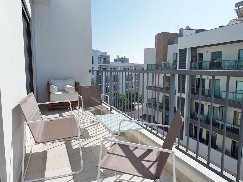 B04 - Luxury 2 Bed W Terrace Pool Appartement Lagos Buitenkant foto
