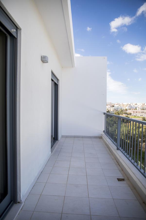 B04 - Luxury 2 Bed W Terrace Pool Appartement Lagos Buitenkant foto