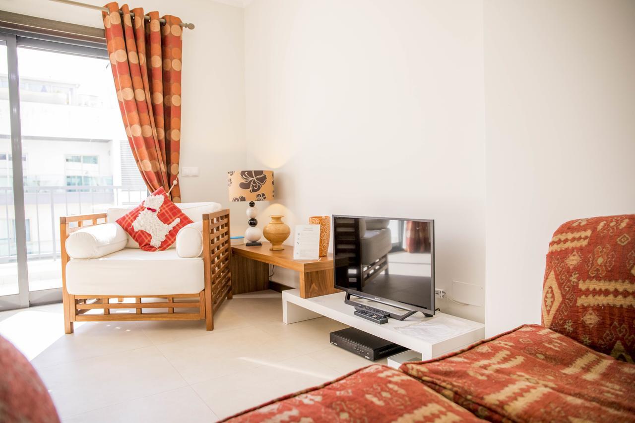 B04 - Luxury 2 Bed W Terrace Pool Appartement Lagos Buitenkant foto