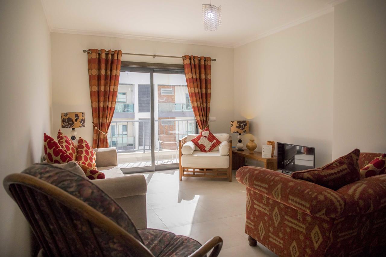 B04 - Luxury 2 Bed W Terrace Pool Appartement Lagos Buitenkant foto