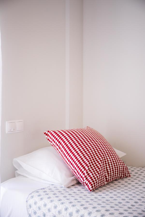 B04 - Luxury 2 Bed W Terrace Pool Appartement Lagos Buitenkant foto