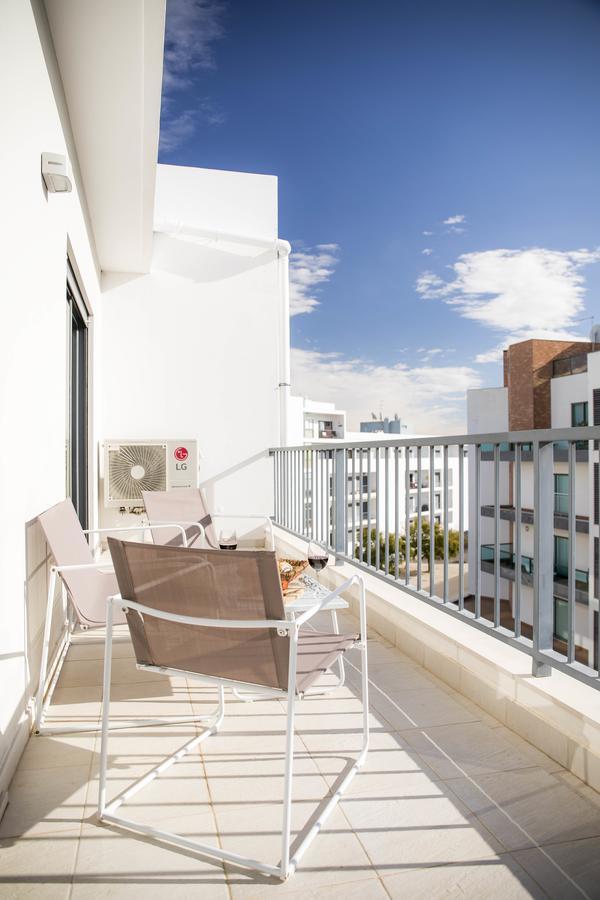 B04 - Luxury 2 Bed W Terrace Pool Appartement Lagos Buitenkant foto